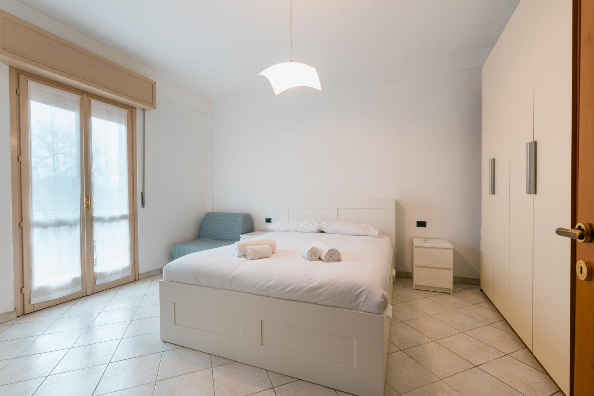 Ihost Apartment - De Andreis 11 Милан Экстерьер фото